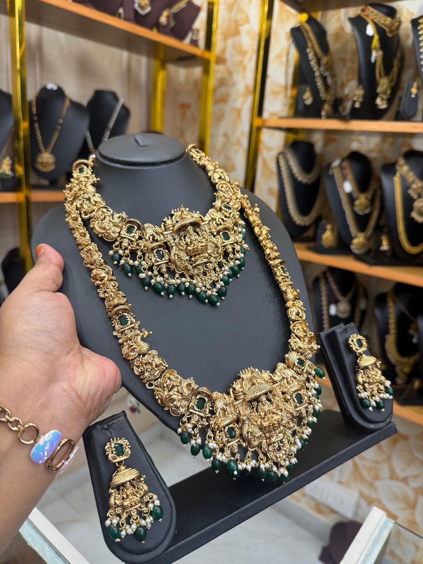 3D Lakshmi emerald stone bridal combo set with green beads