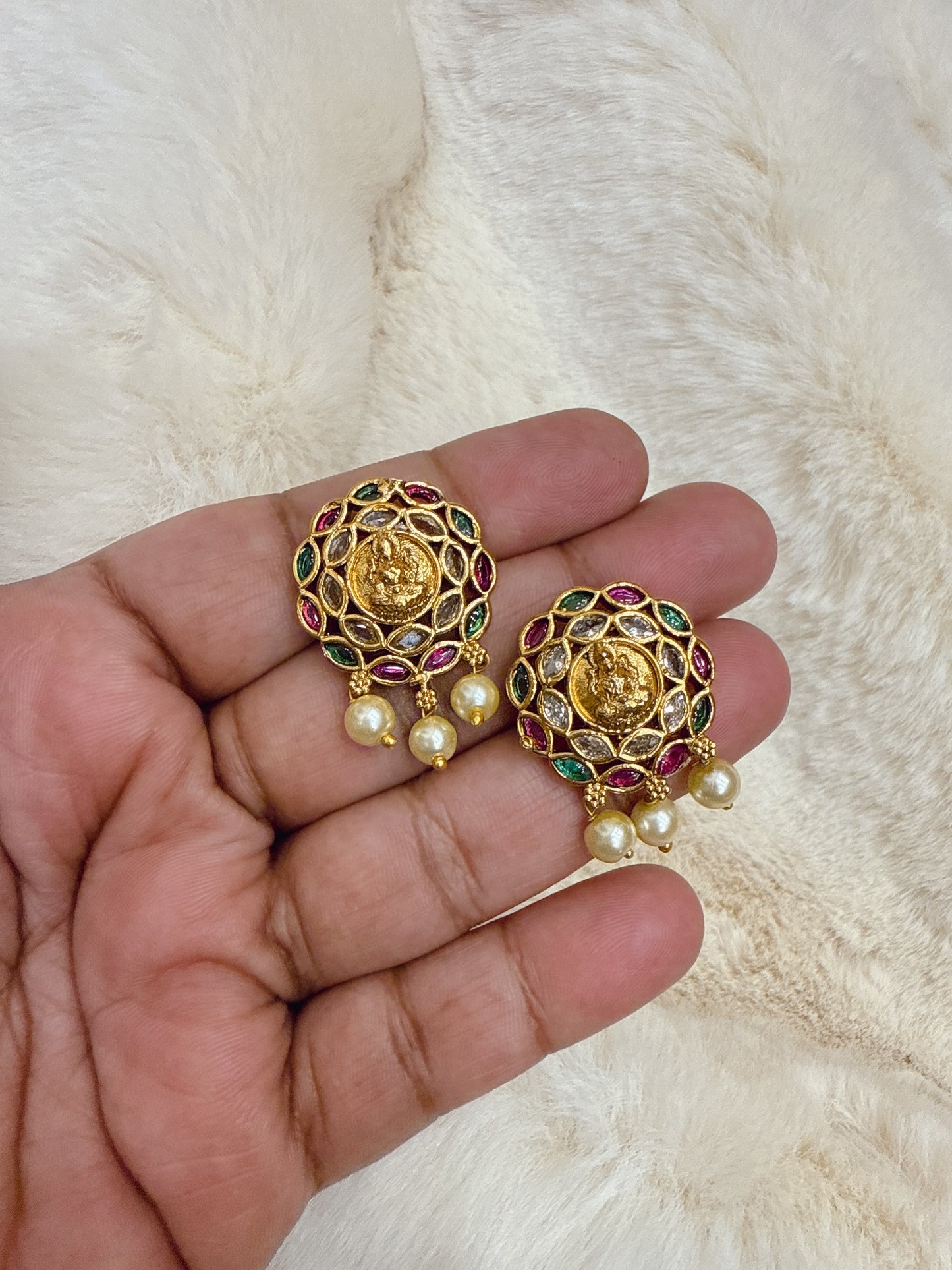 Multicolour stone stud