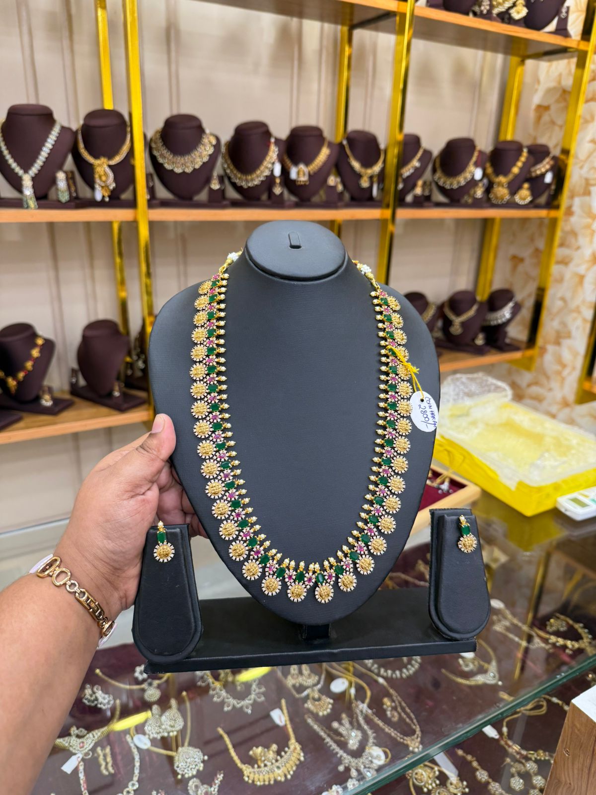 Traditional emerald Kasu malai haram