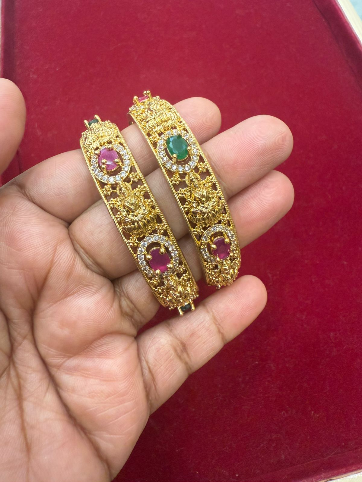 Pink Stone Gold Lakshumi Model