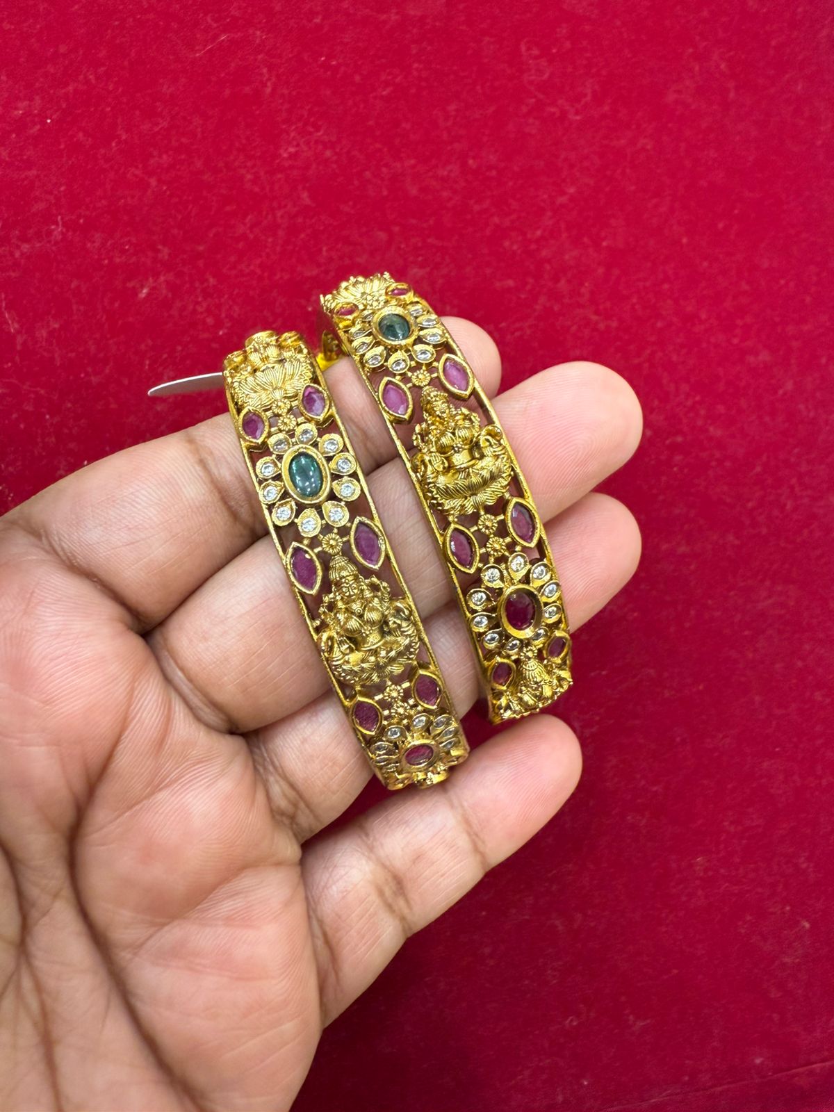 Flower White Stone Design