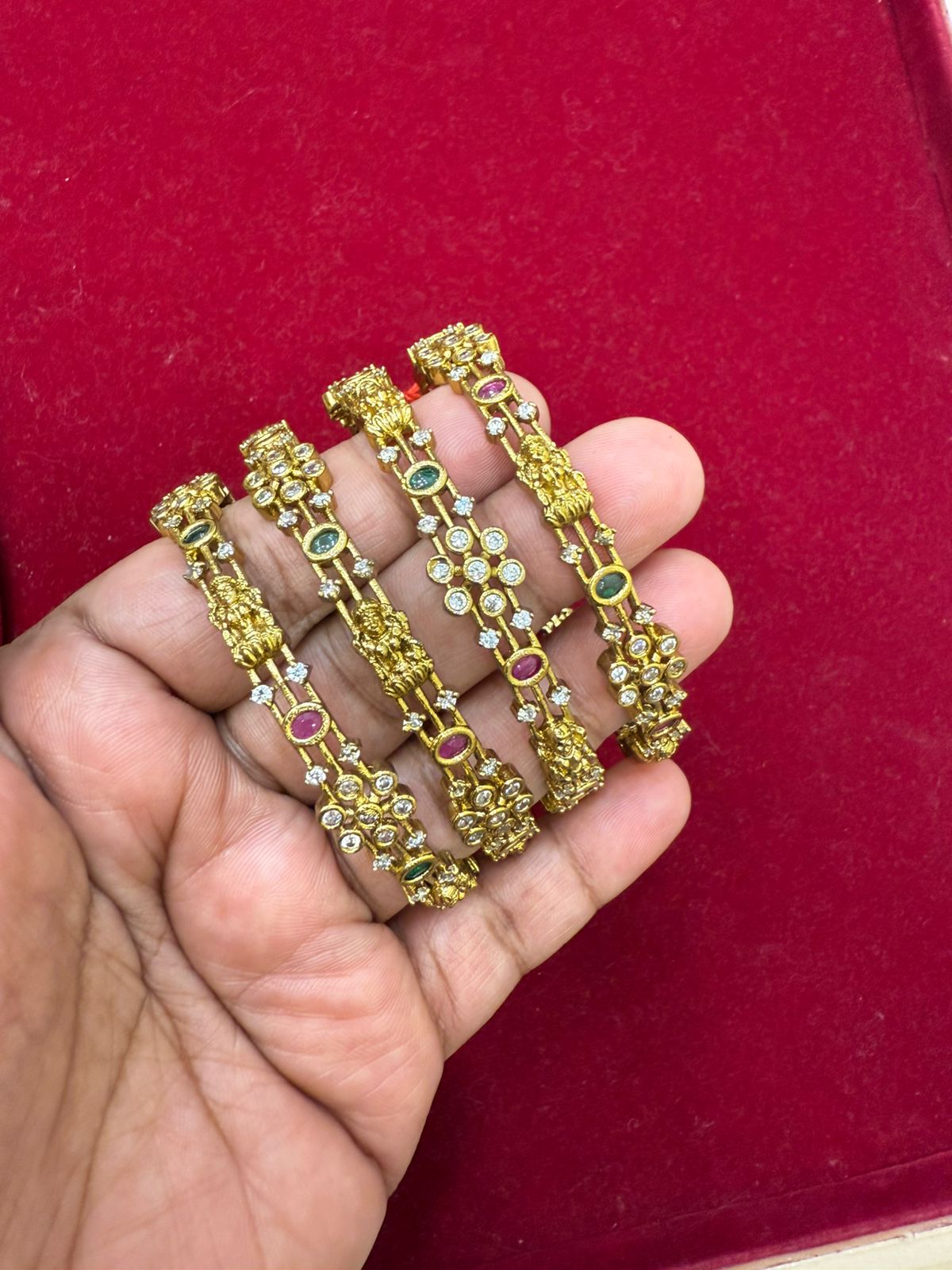 Gold Flower Mattal Design