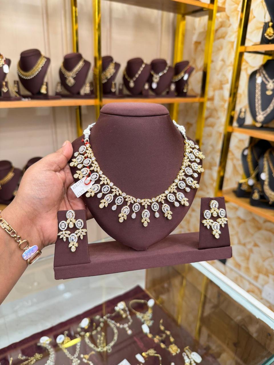 Gorgeous stone necklace