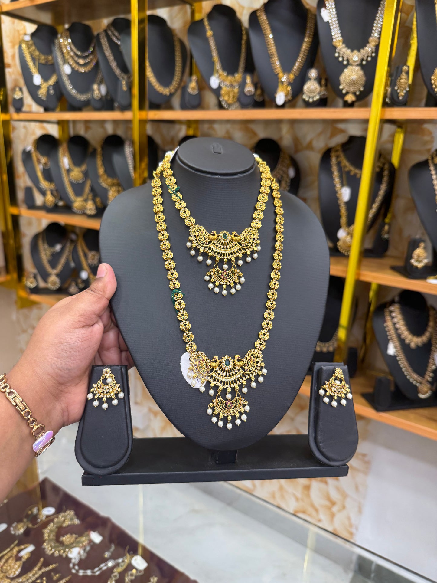 Peacock with leaf type stone combo set