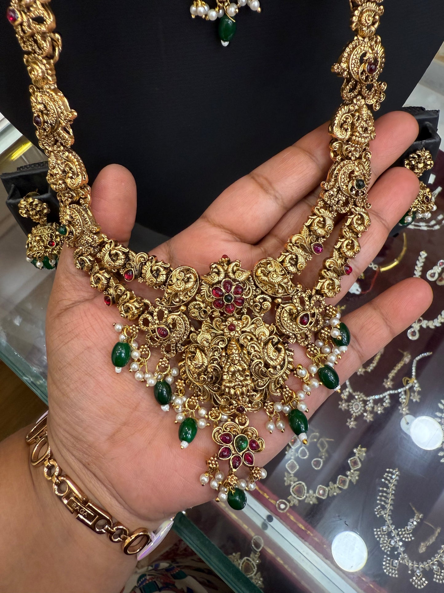 Lakshmi 2 layer combo set with green beads