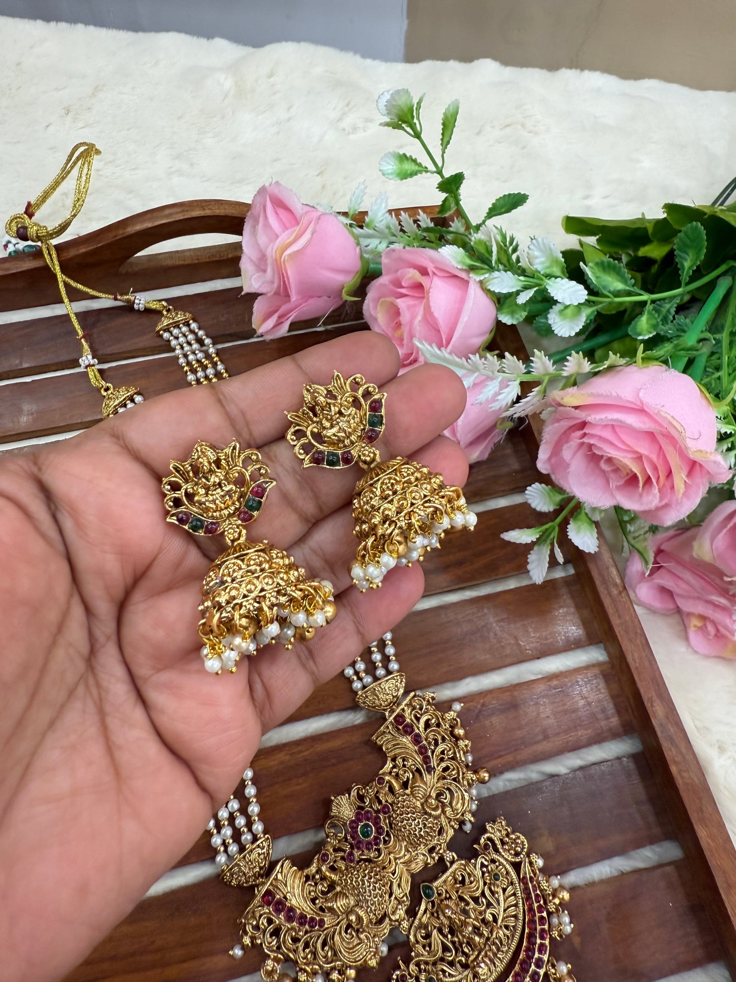 Gorgeous Lakshmi white beads haram