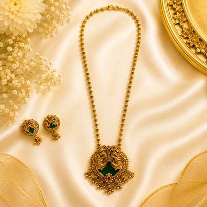 Emerald Mayuri Heritage Pendant Chain