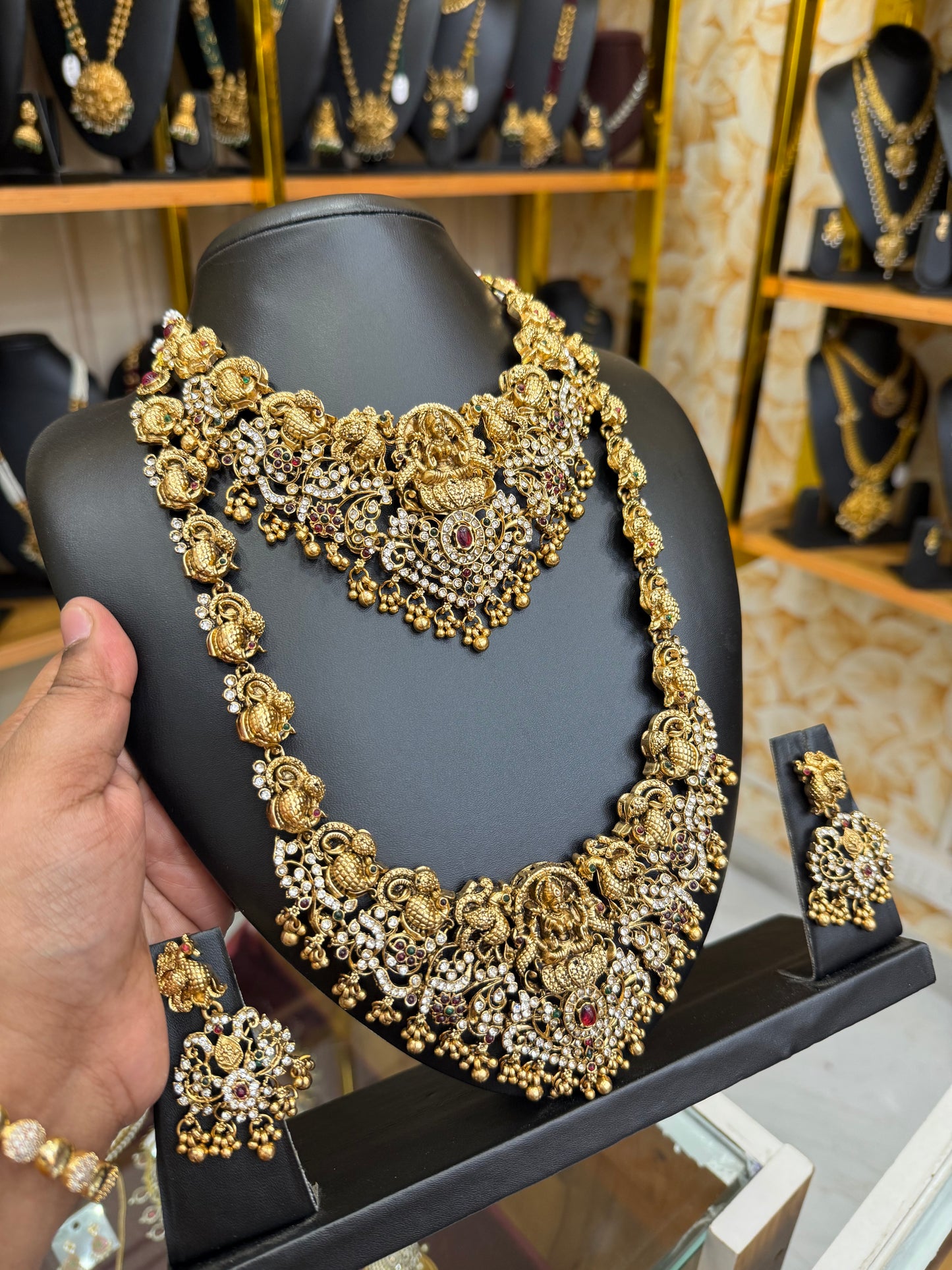 Gorgeous Lakshmi stone bridal combo set