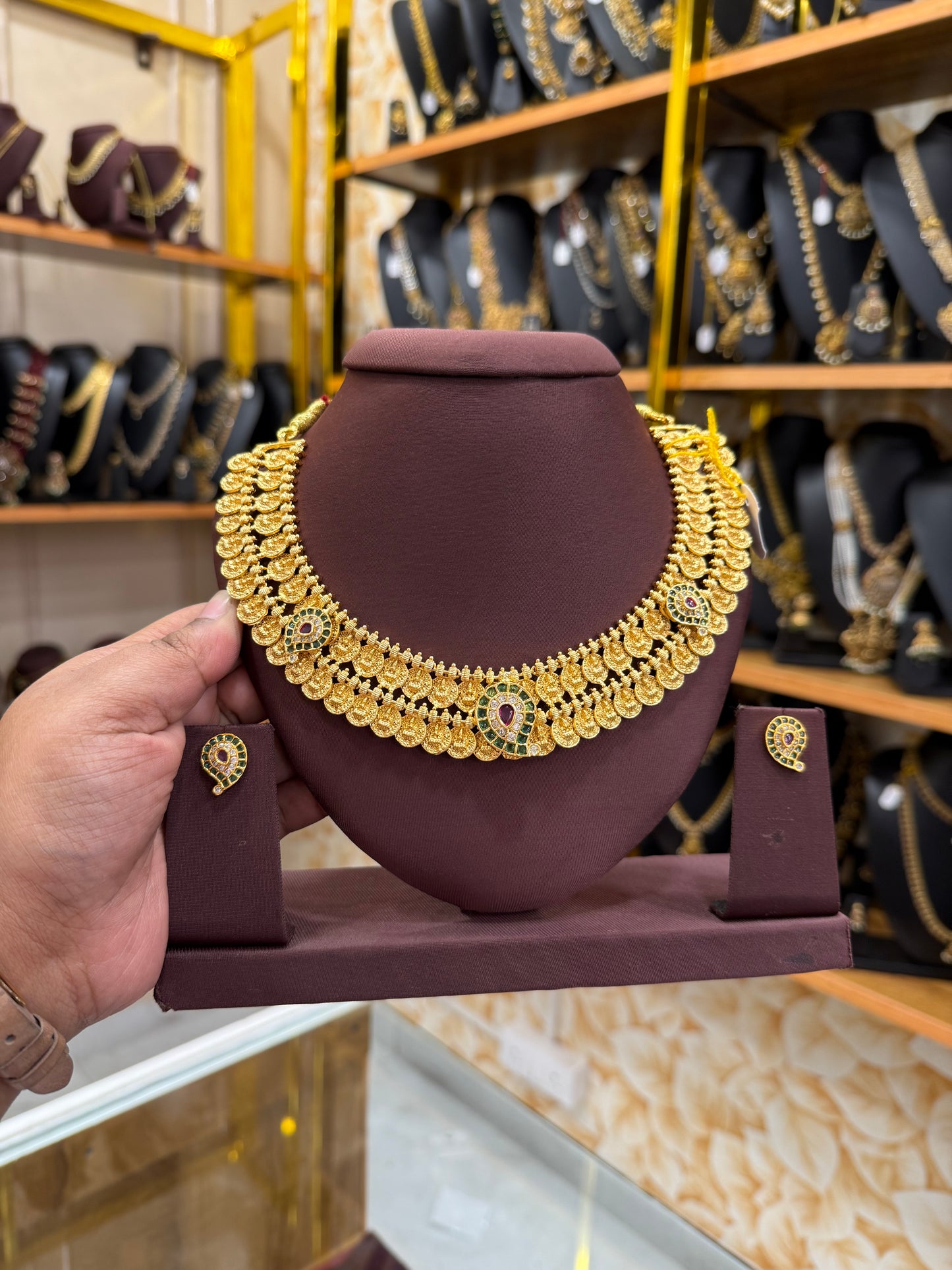 Two layer coin mango necklace