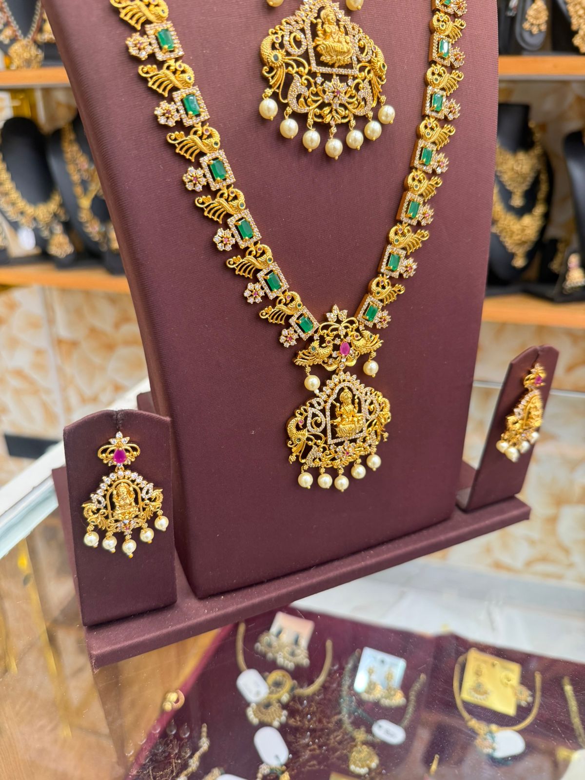 Lakshmi Emerald Mayurika Pearls Combo Set