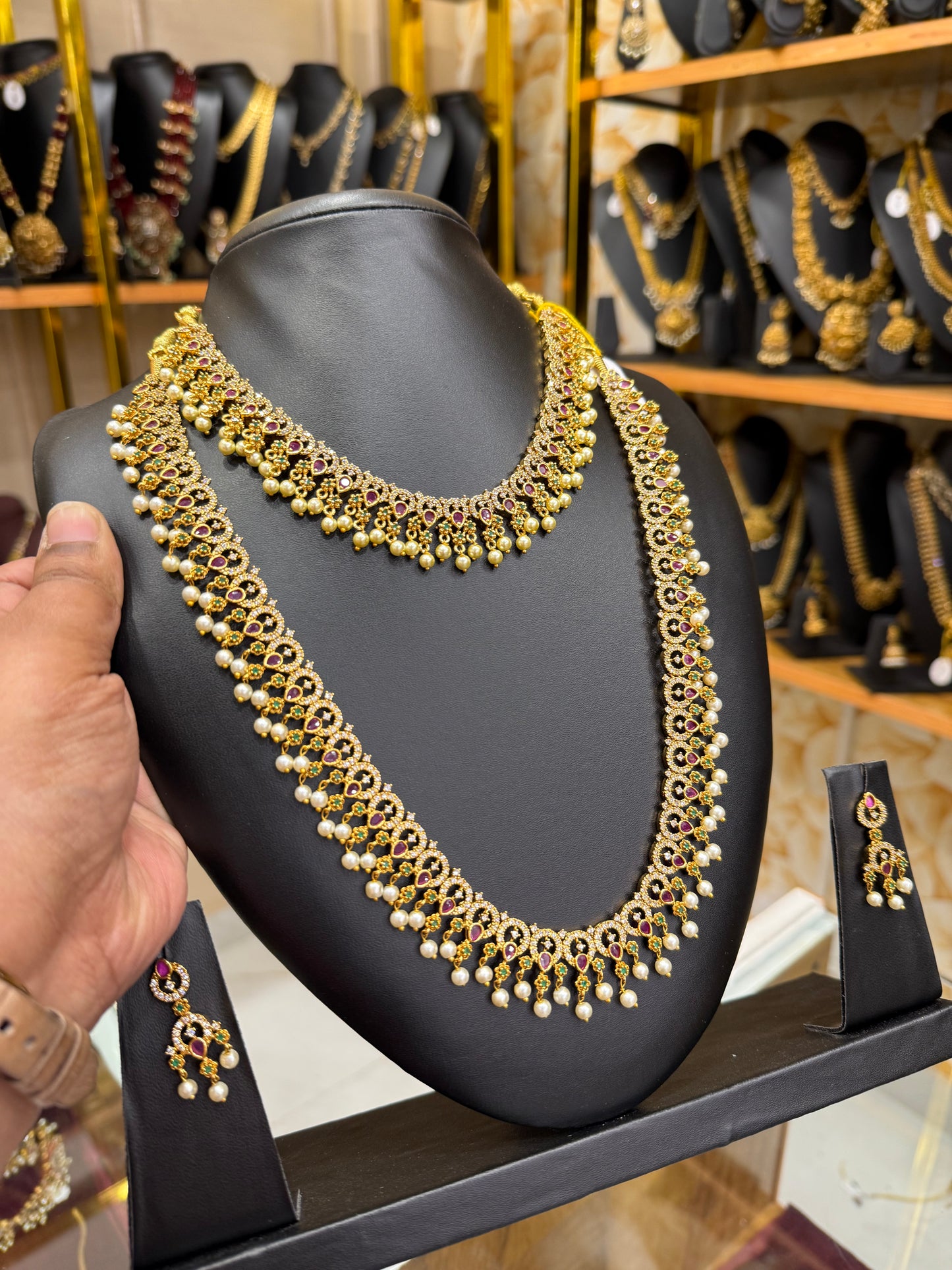 Gorgeous stone pearls combo set