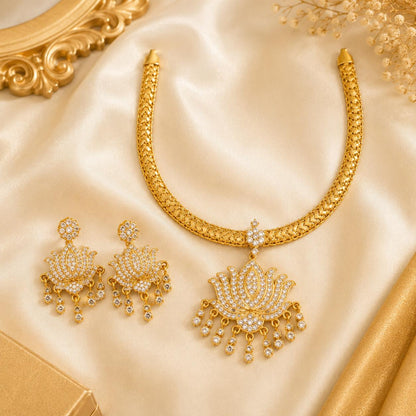 Diamond Glow Necklace