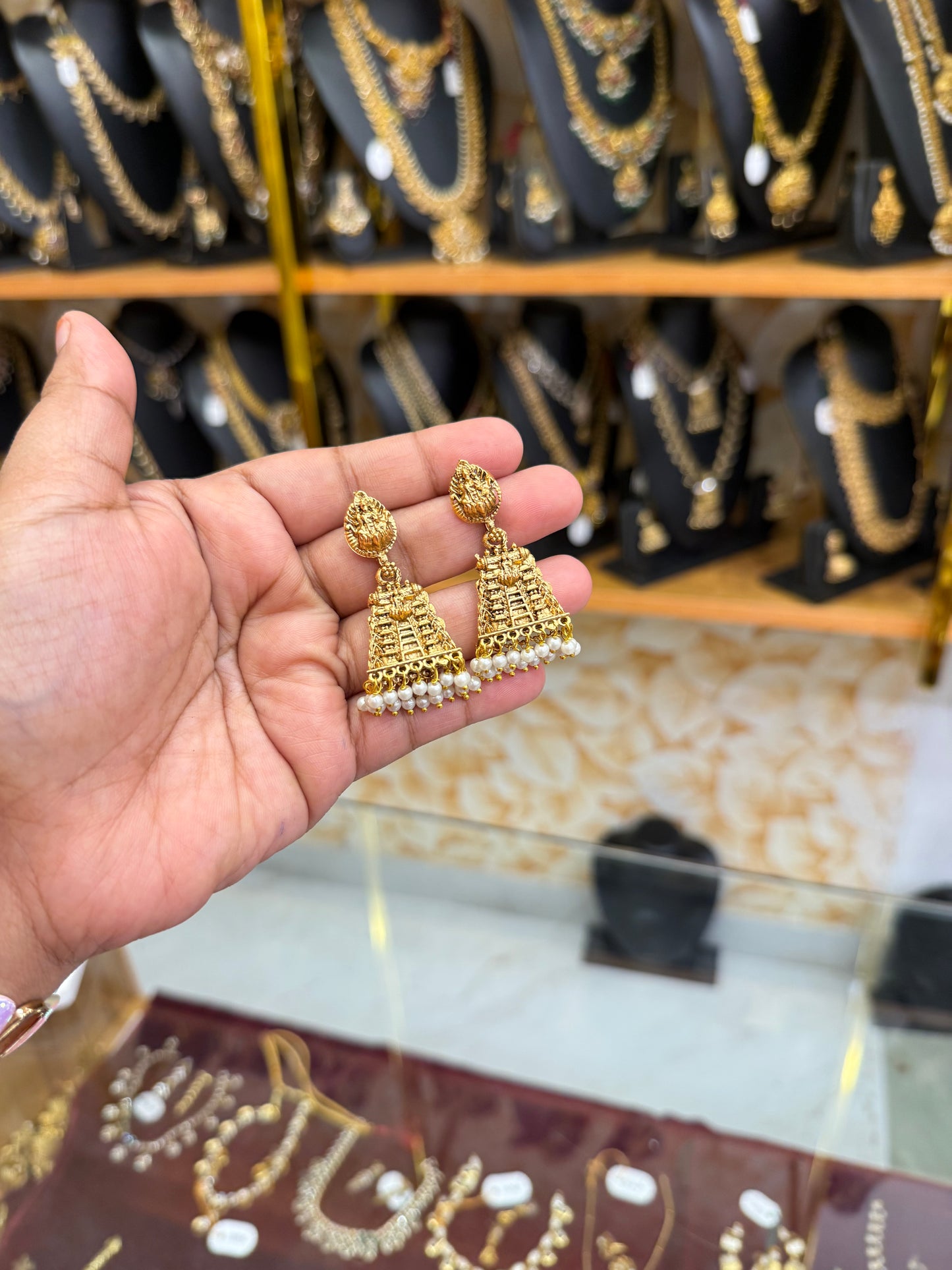 Trendy Temple Jumka