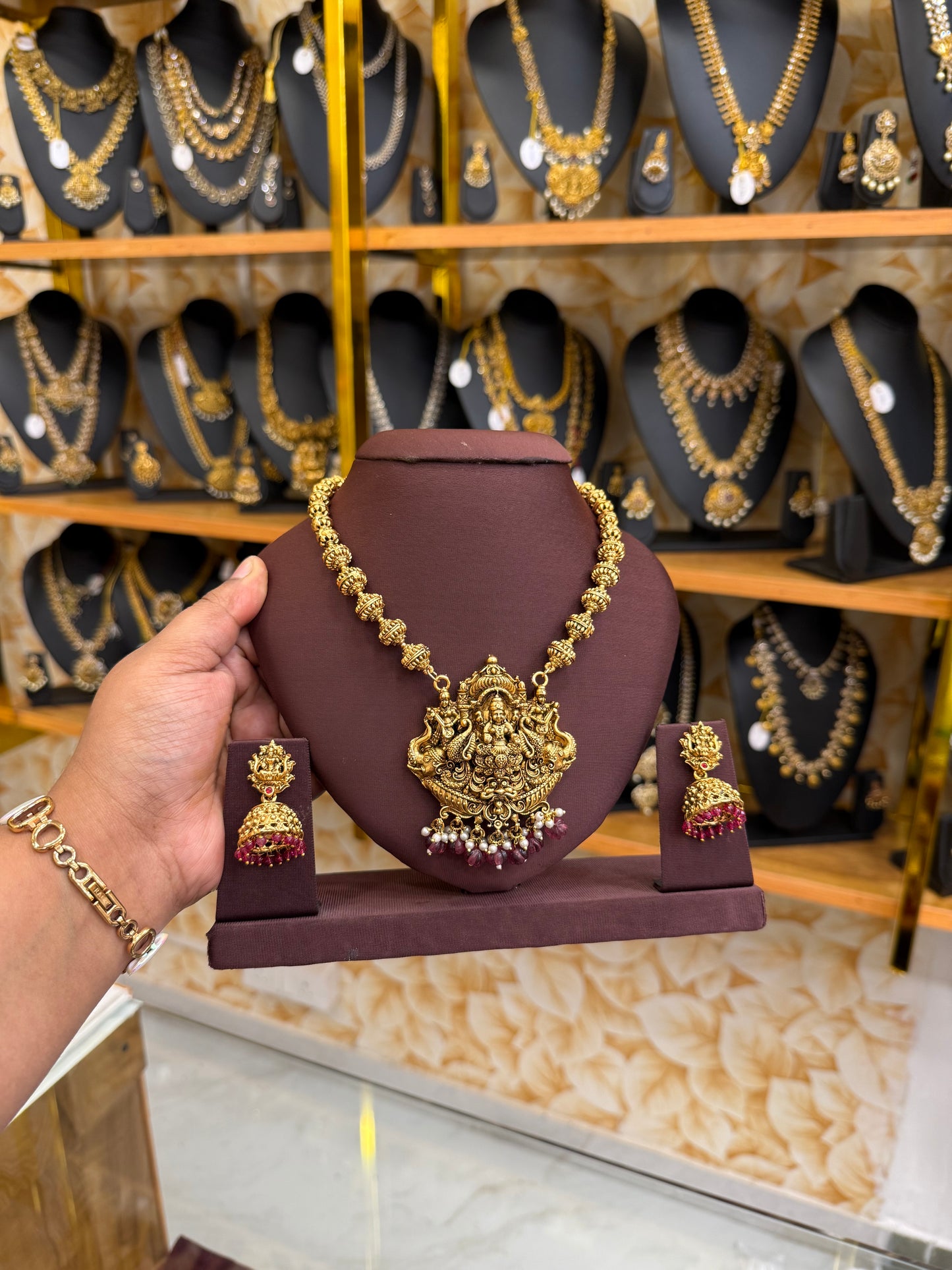 3D Lakshmi golden Muthu Mala with red beads