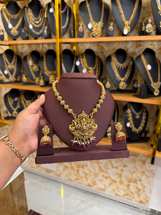 3D Lakshmi golden Muthu Mala with red beads