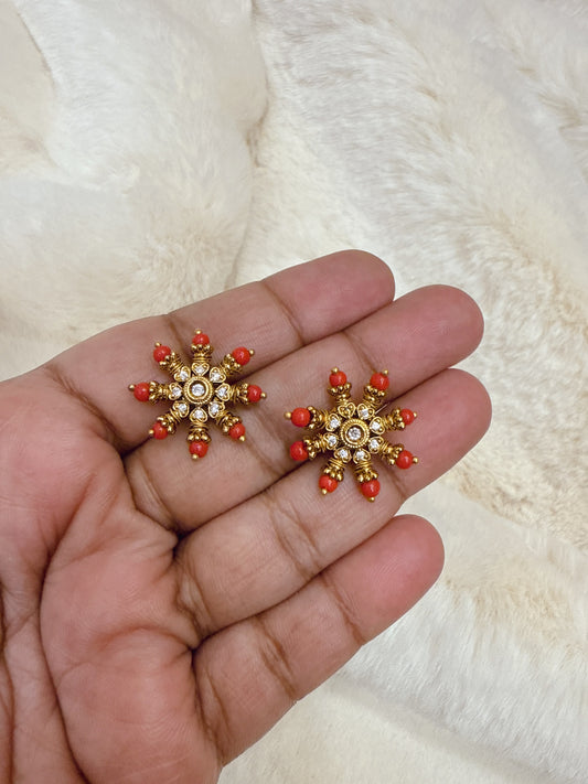 Coral star stud