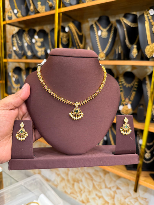 Traditional kemp necklace with pearls