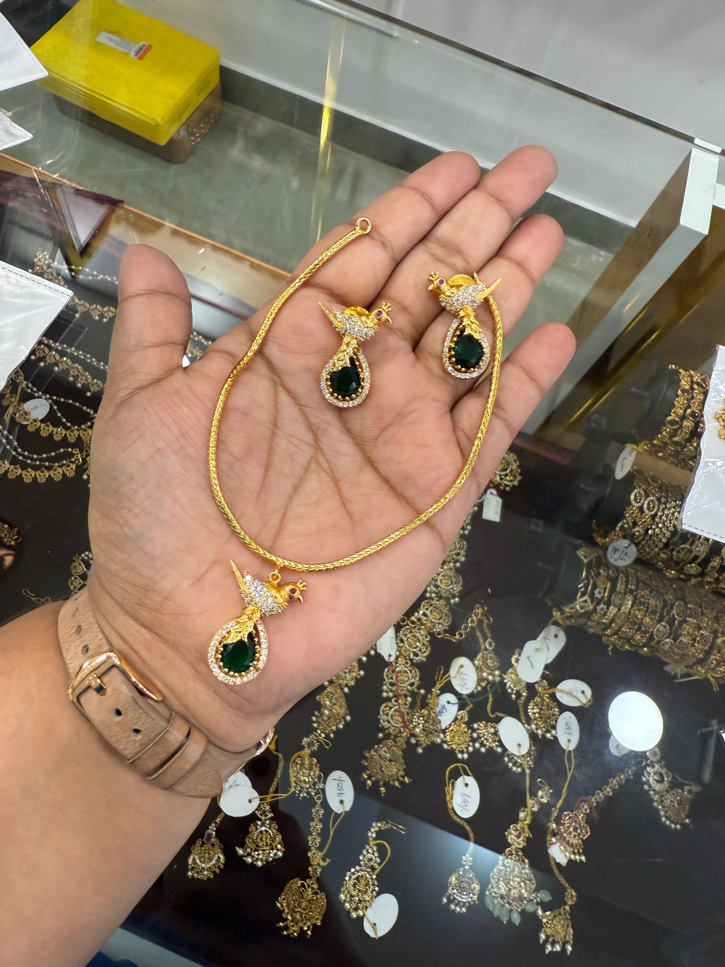 Emerald parrot necklace