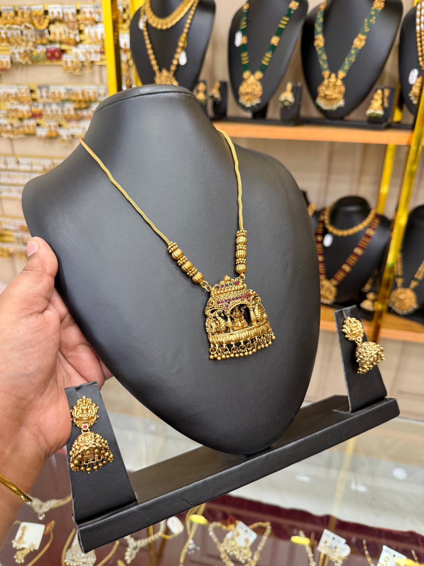 Elegant Gopuram Lakshmi Ball Haram