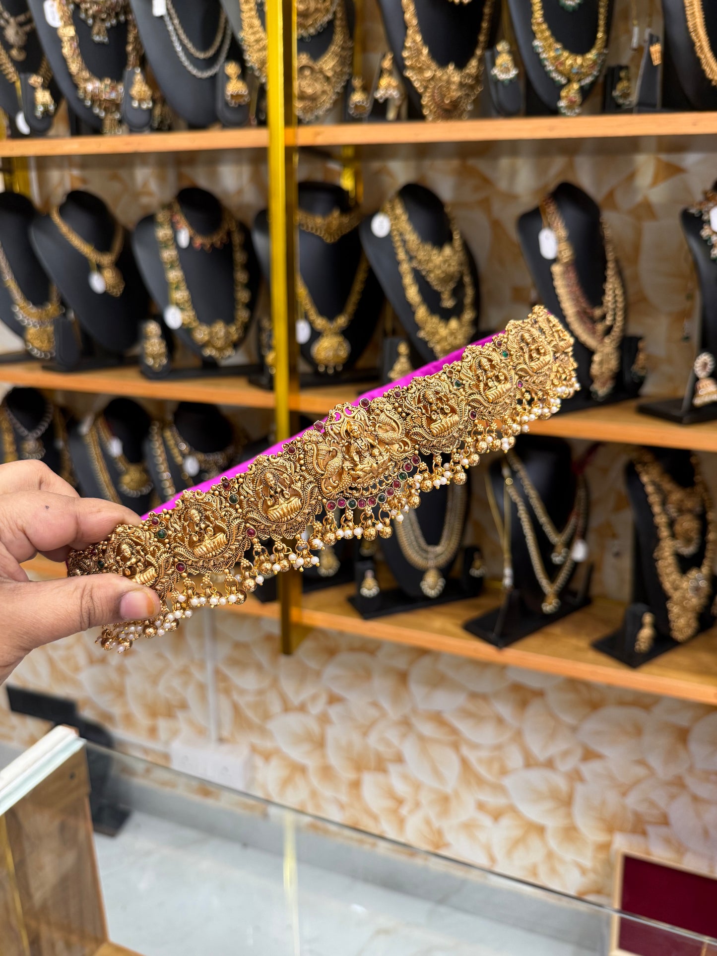 Lakshmi pearls hipbelt