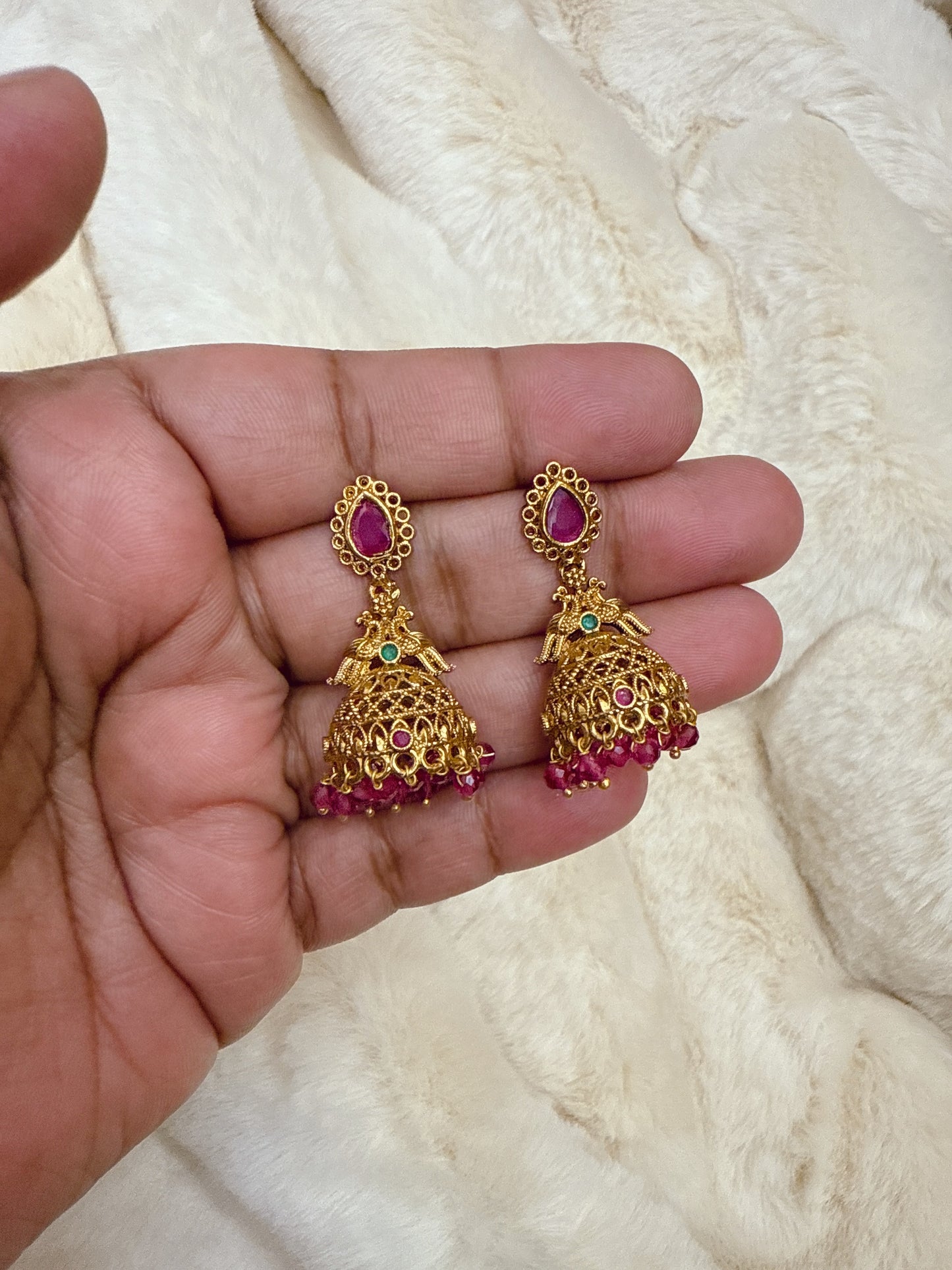 Elegant Ruby jumka