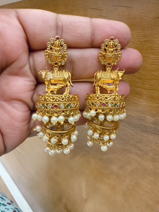 Khamdhenu 3 layer pearl jumka