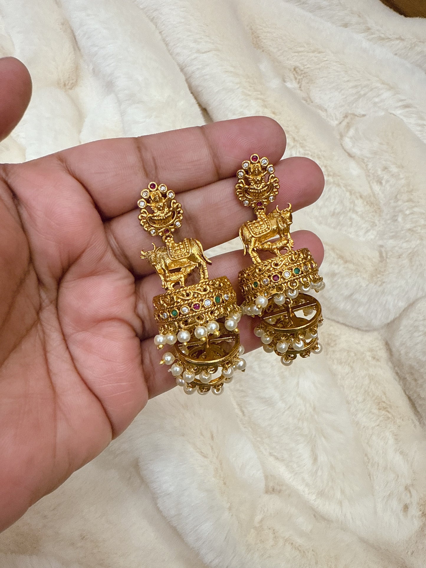 Khamdhenu 3 layer pearl jumka