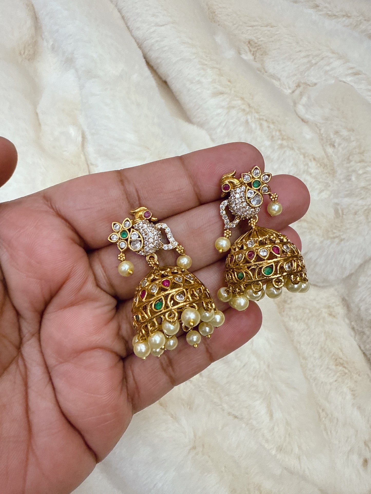 Grand peacock multicolour stone jumka