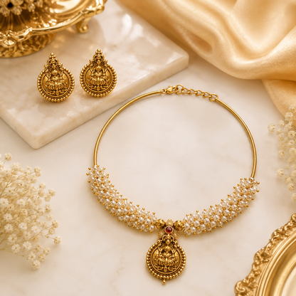 Lakshmi Pearls Aura Hasli Necklace