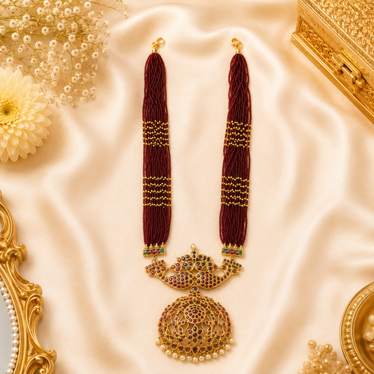Maroon Beads With Kemp & Pearls Pendant