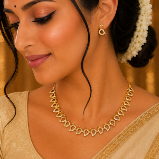 Thilagam Shape white stone necklace
