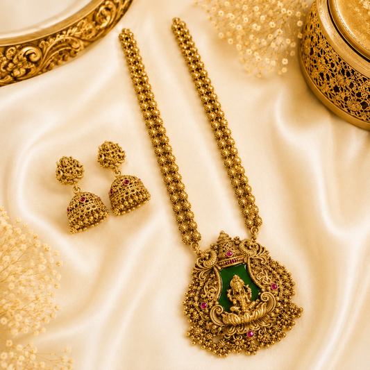 Varnika Lakshmi Emerald Enamel Muthu Mala