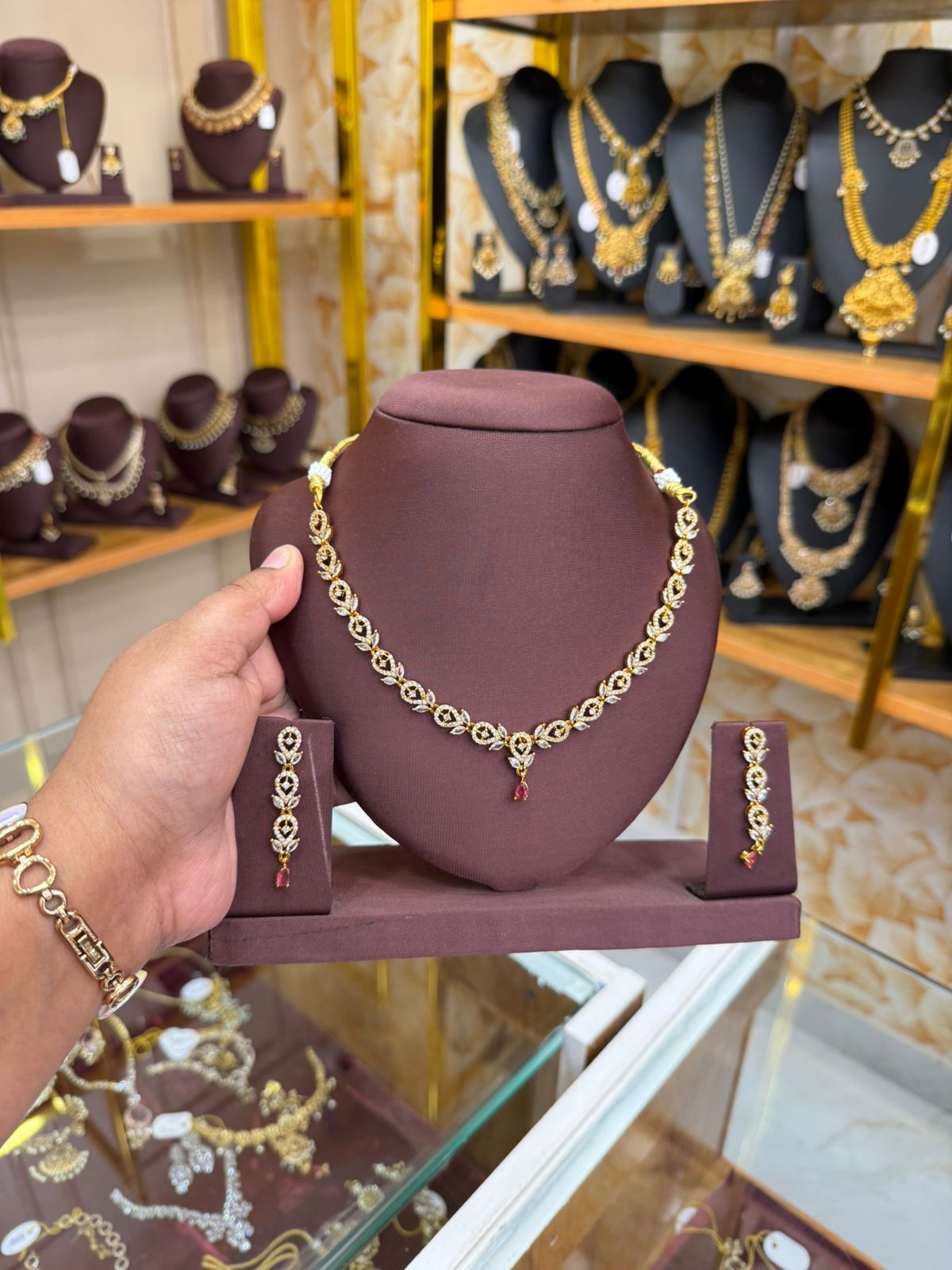 Unique Button Leaf Model