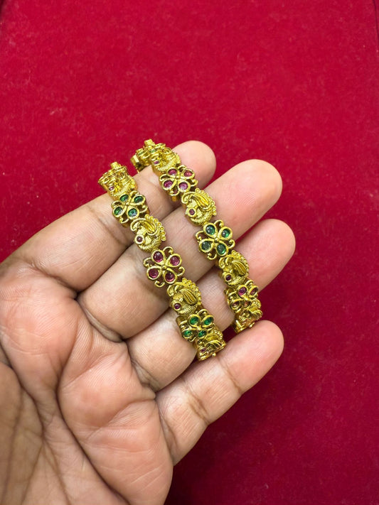 Traditional Flower Design Model