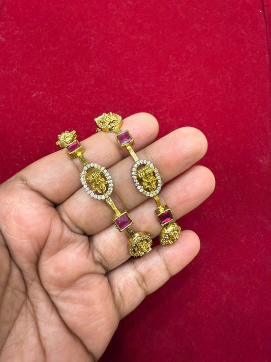 Lakshumi Traditional Model