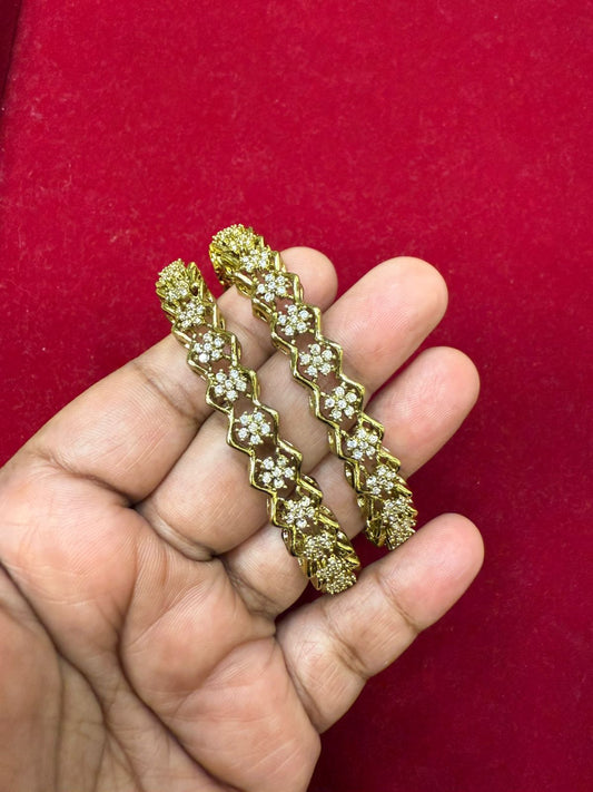 Flower White Classic Design