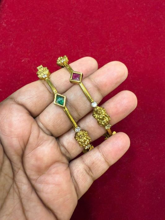 Green & Red Stone Design