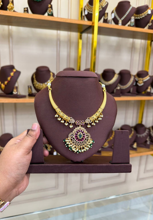 Royal Emerald Bridal Set