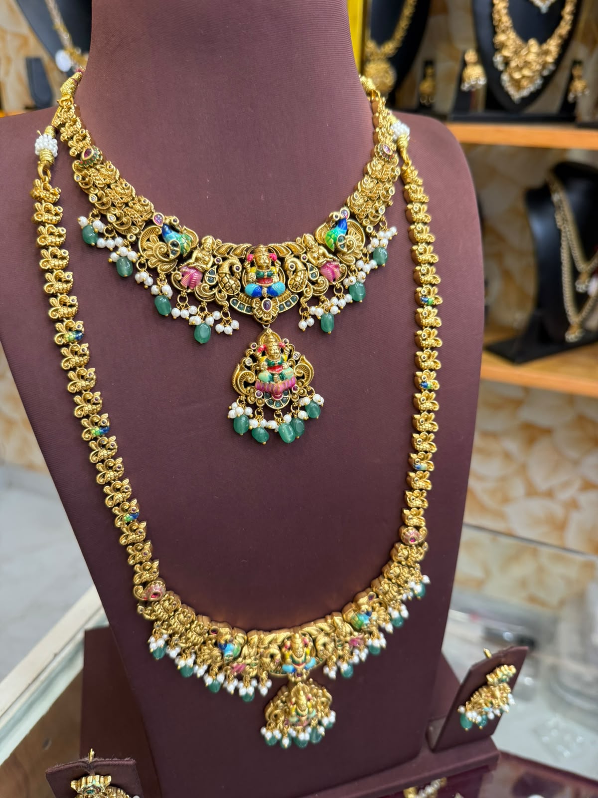 Enamel polish Lakshmi bridal combo set with pastel green beads