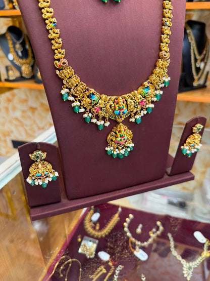 Enamel polish Lakshmi bridal combo set with pastel green beads