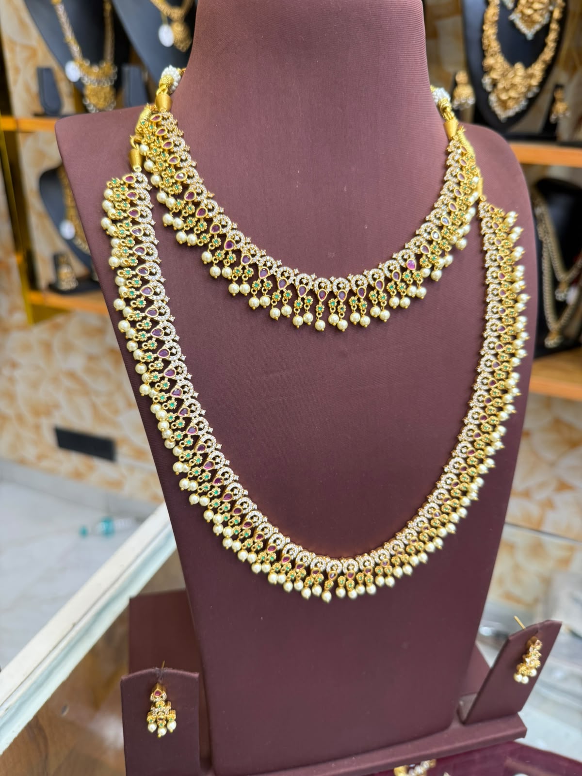 Gorgeous stone pearls combo set