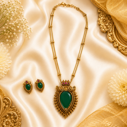 Emerald Palakka Pendant Chain
