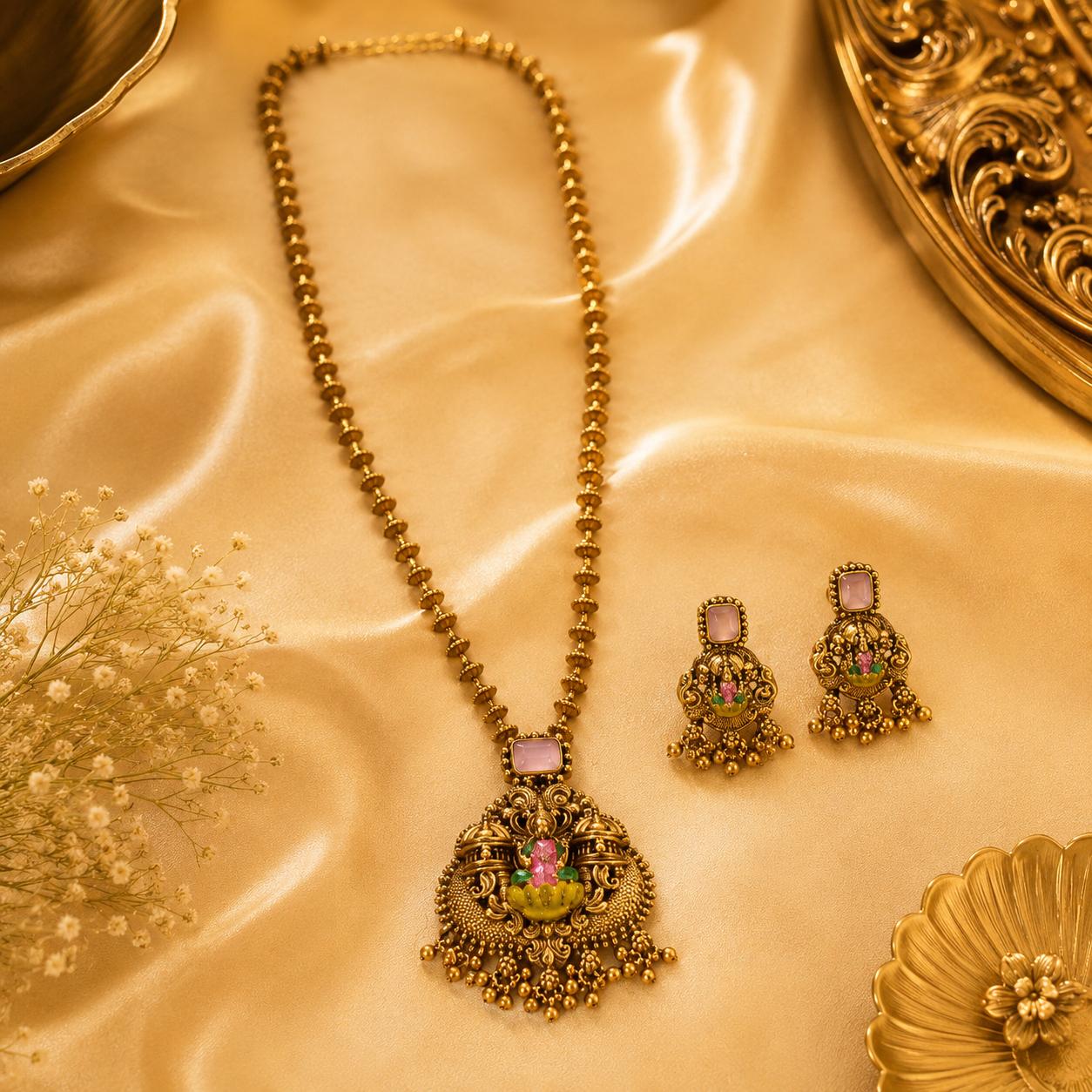 Lakshmi Heritage Pendant Chain