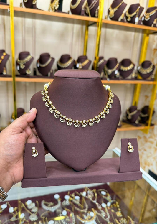 Elegant white stone necklace