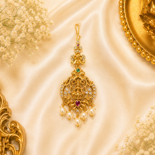 Lakshmi Pendant Maang Tikka